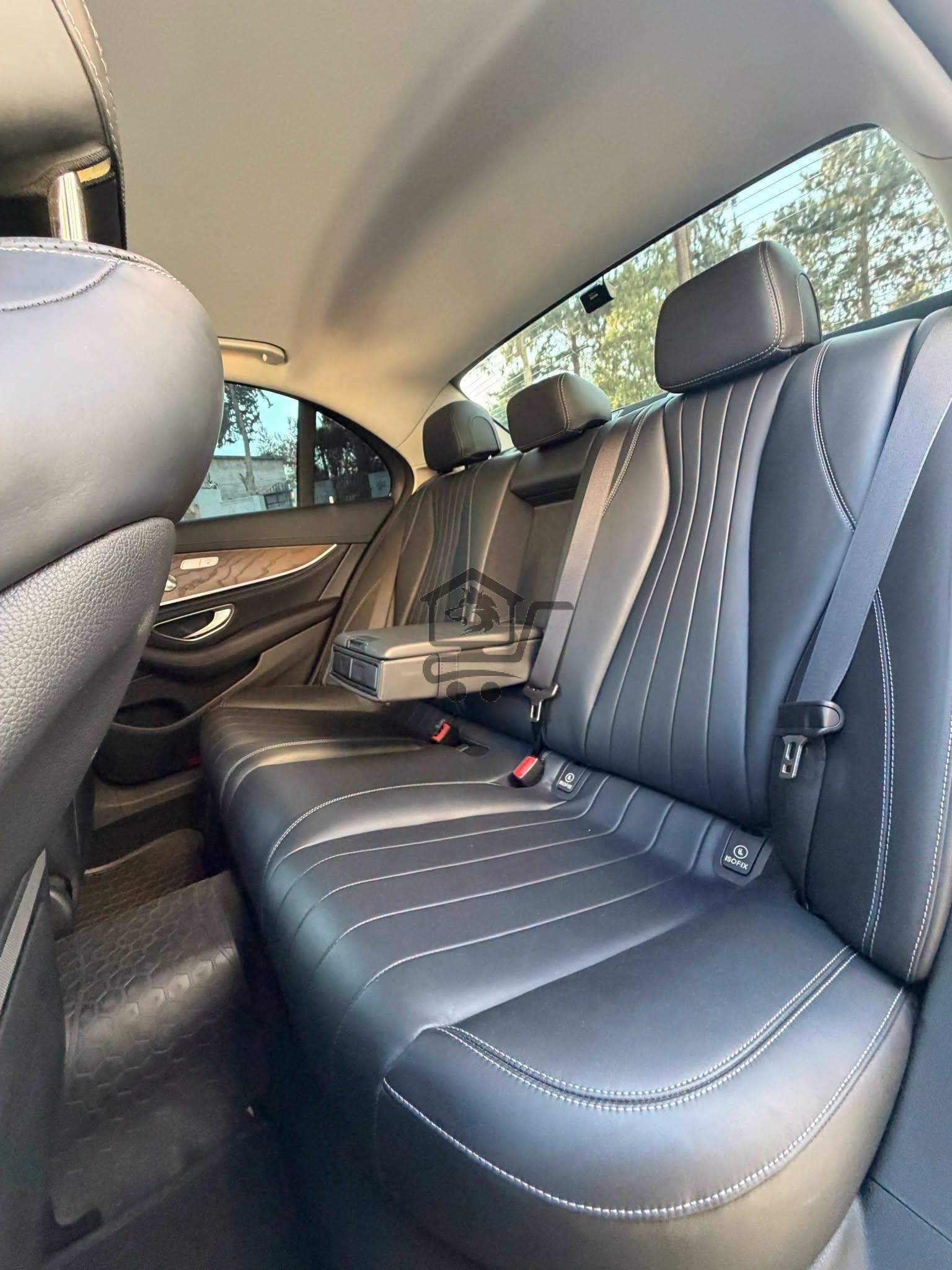 Mercedes E300 2019 - الصورة 7