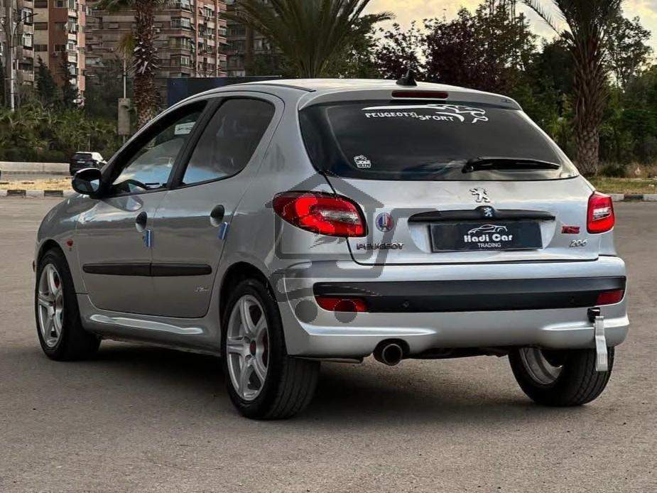 Peugeot 206 2004 - الصورة 4