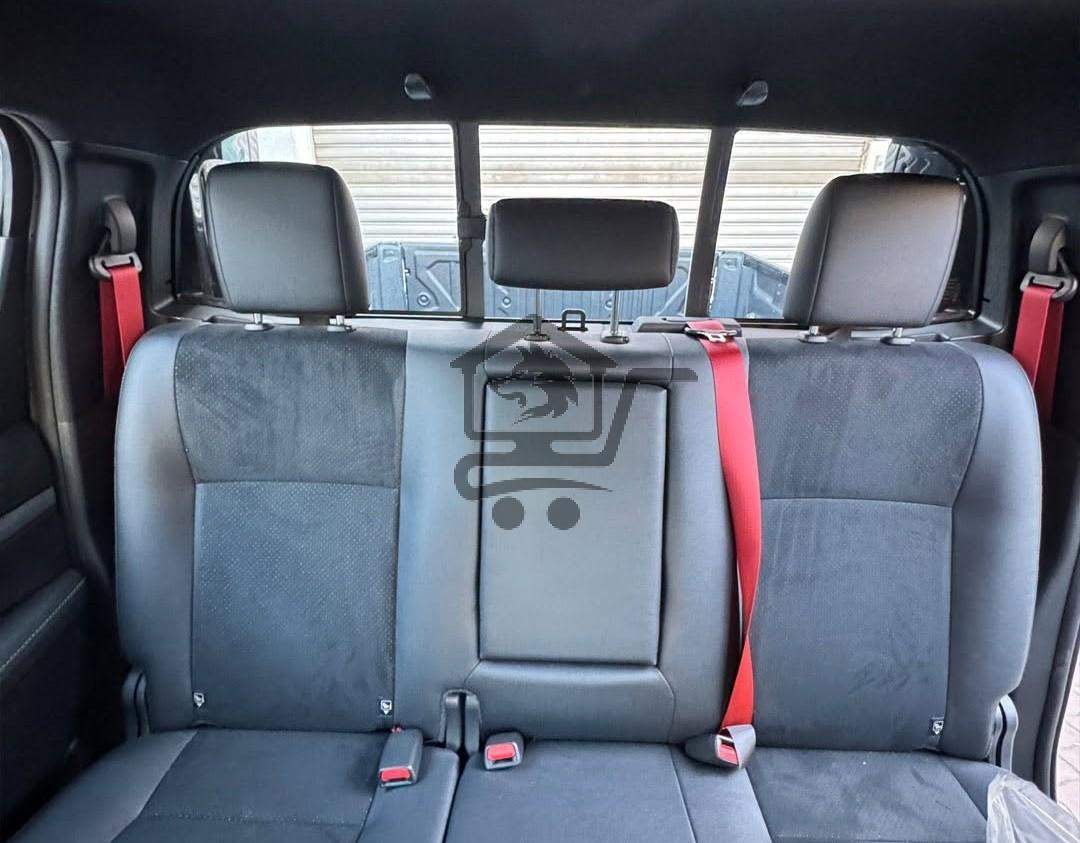 TOYOTA HILUX GR Sport 2026 - الصورة 8