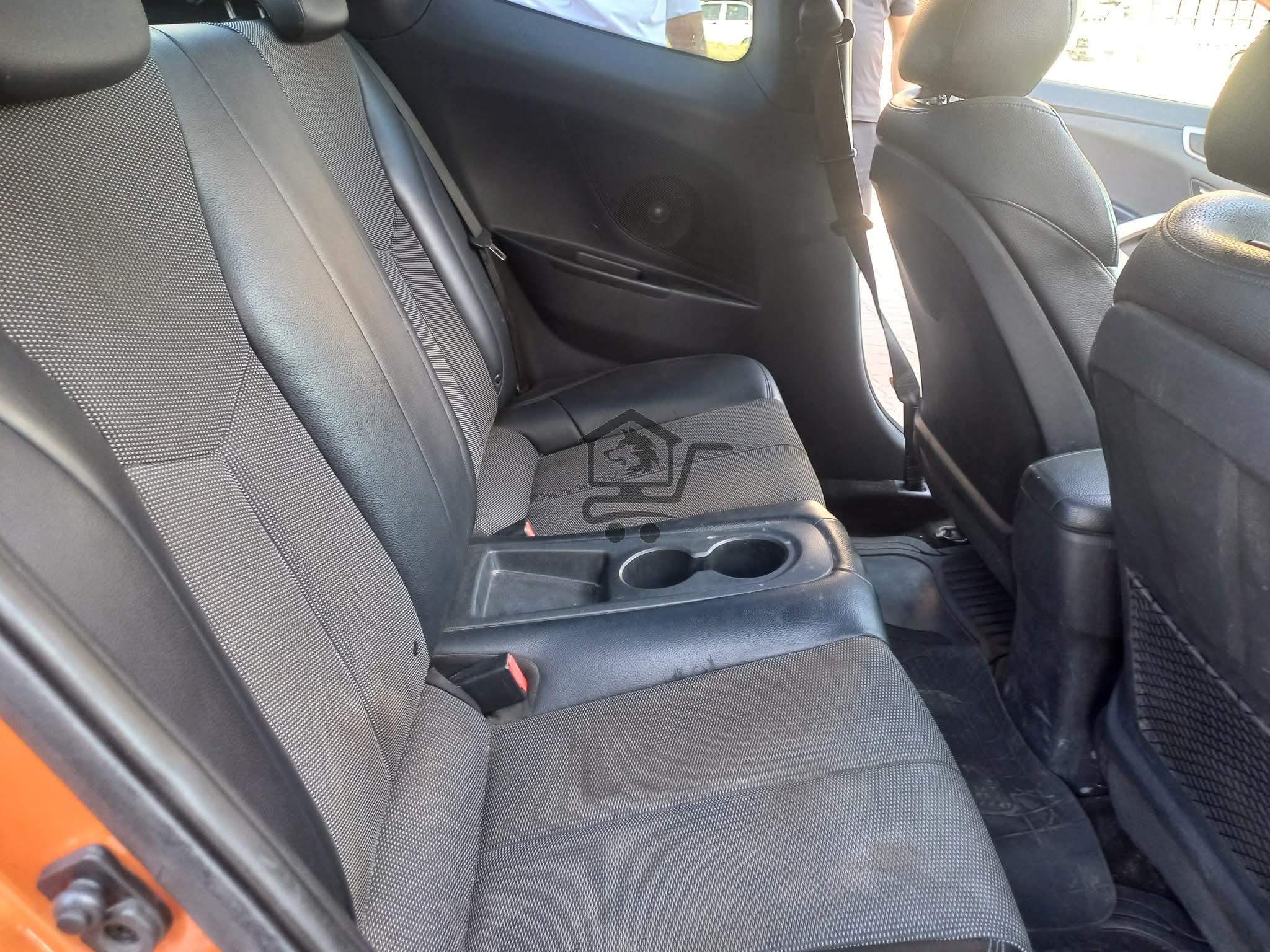 هيونداي فولستر - الصورة 2