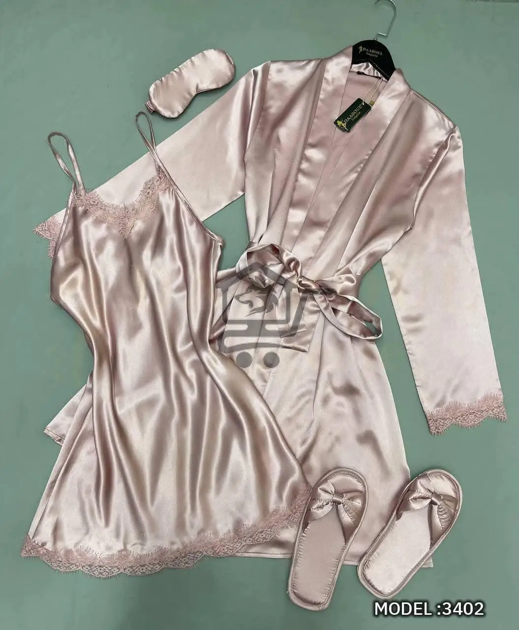 فستان السهرة المميز - الصورة 1