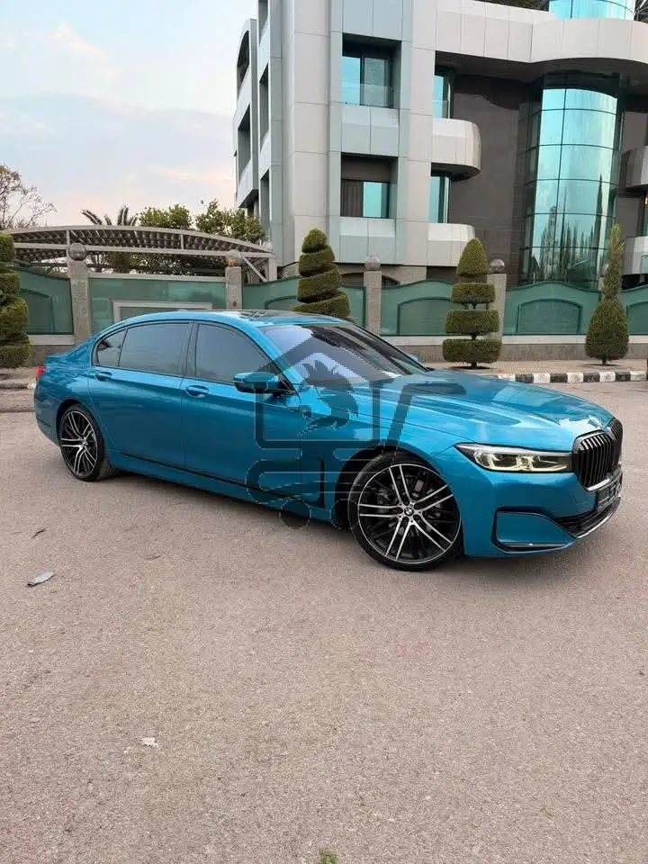 BMW 730 - الصورة 7