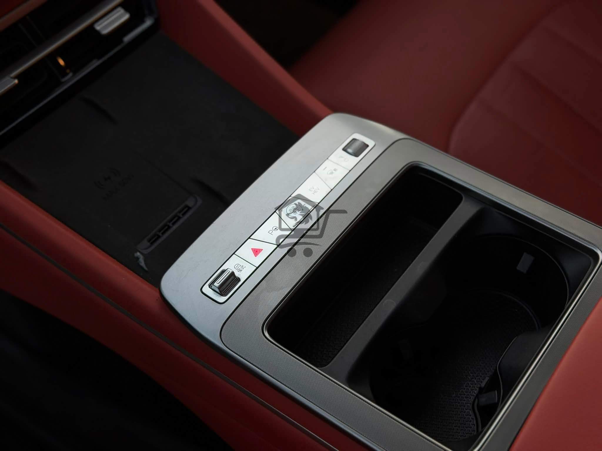 BYD Tang L DM-i - الصورة 8