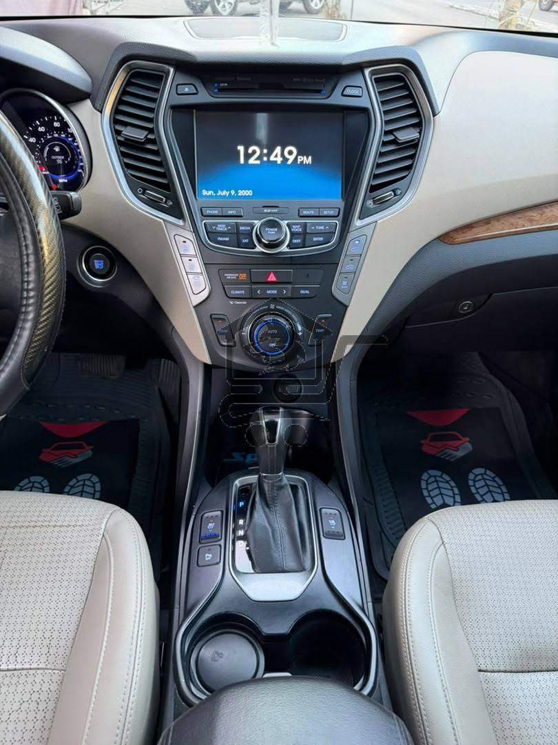 Hyundai Santafe 2014 - الصورة 8