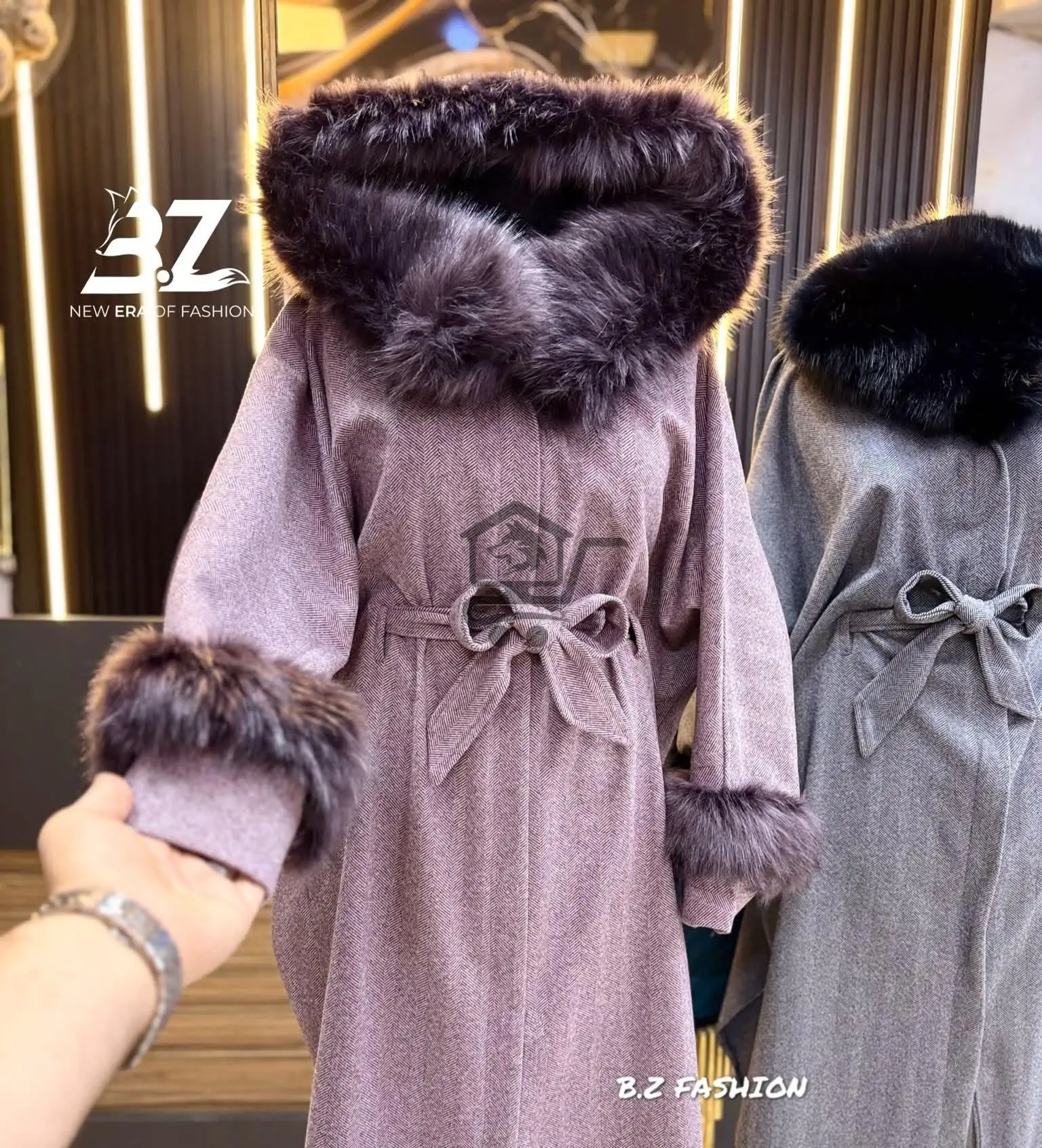 كاب جوخ ايطالي عرايسي - الصورة 1