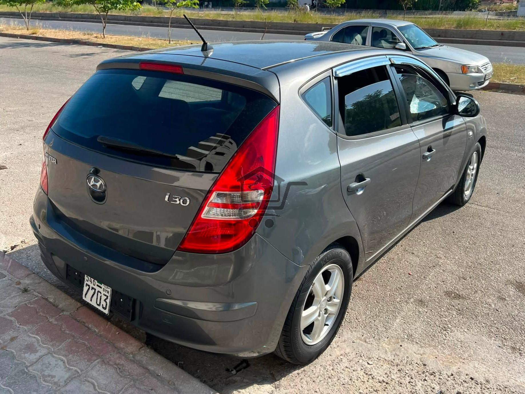 Hyundai i30 2009 - الصورة 2