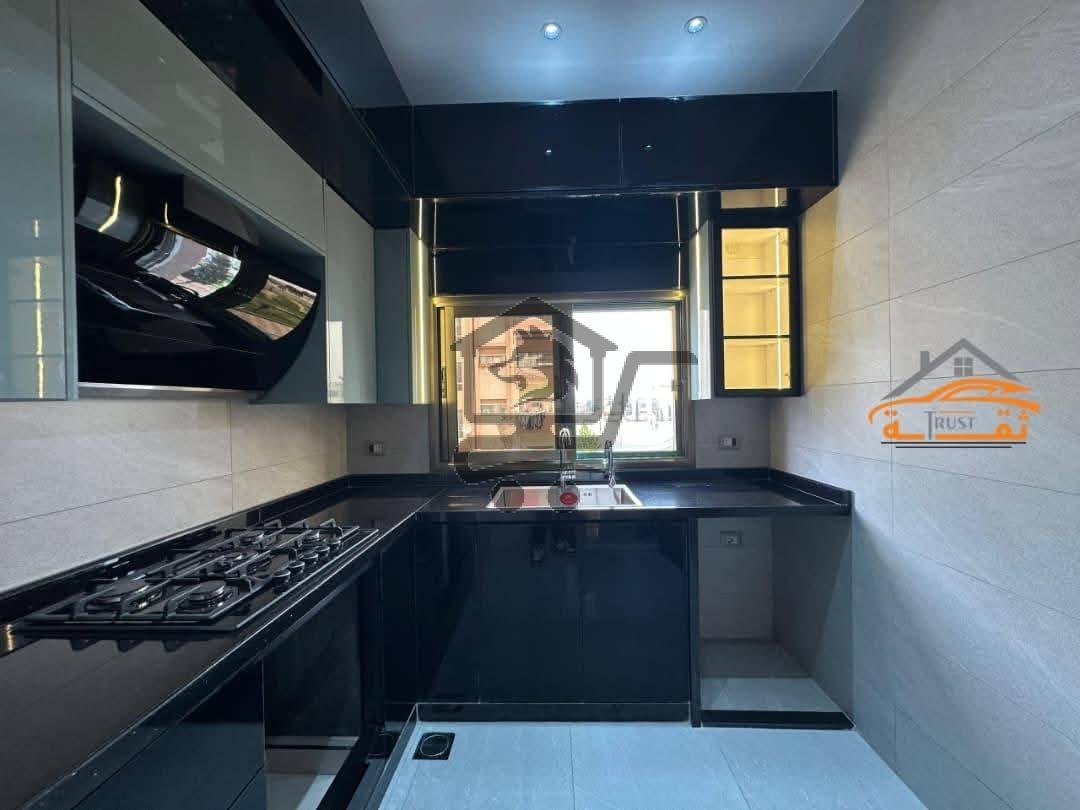 شفة بكسوة جديدة - الصورة 1