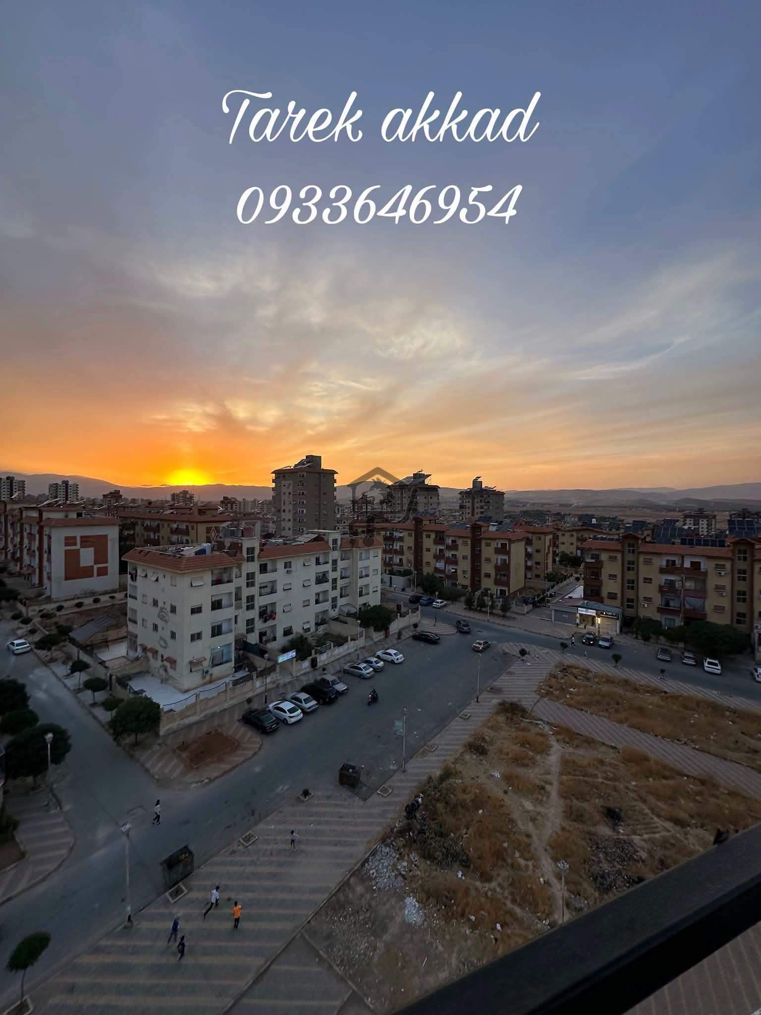 شقة للبيع باطلالة رائعة - الصورة 2