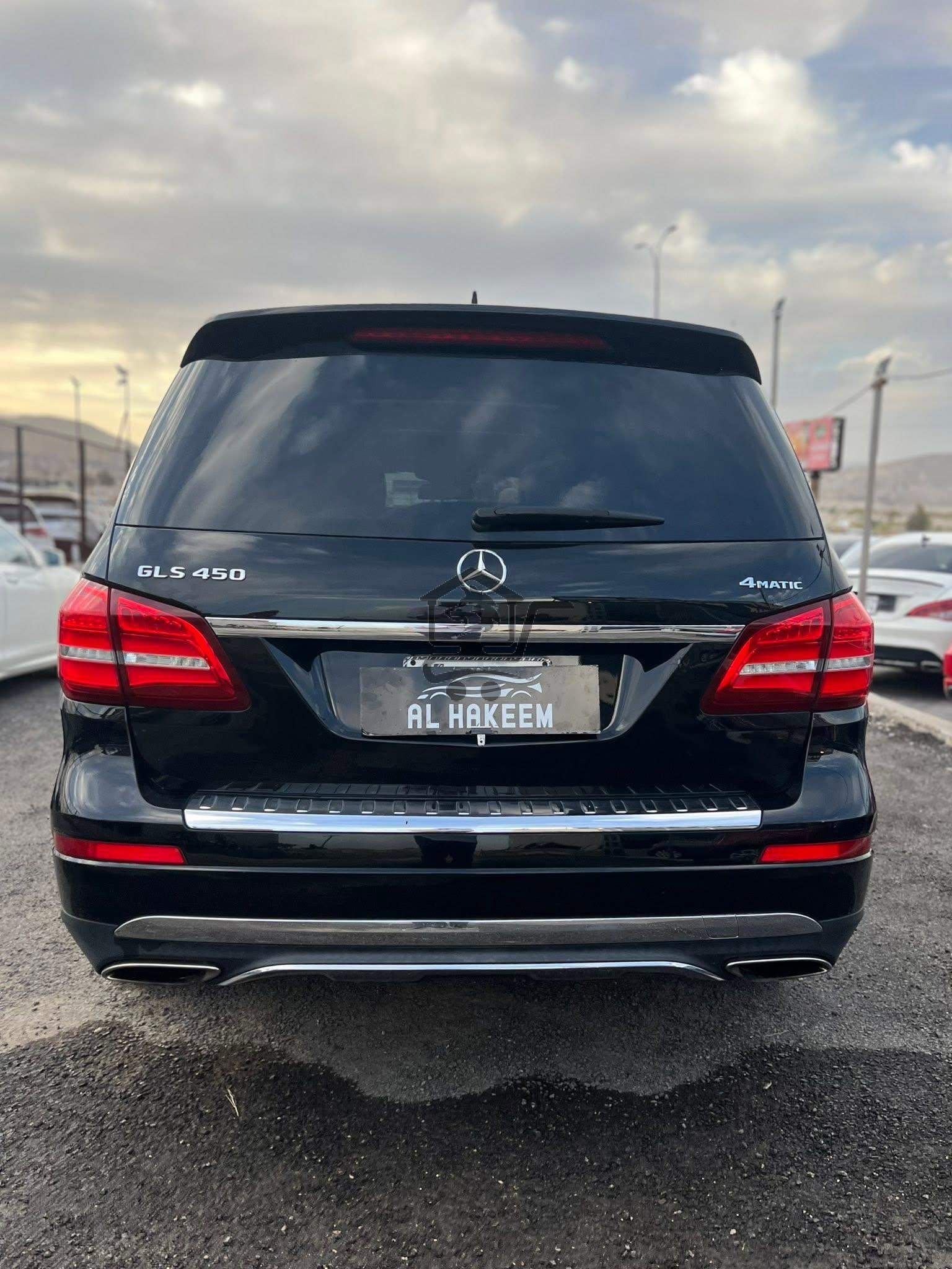 Mercedes-Benz GLS 450 - الصورة 4