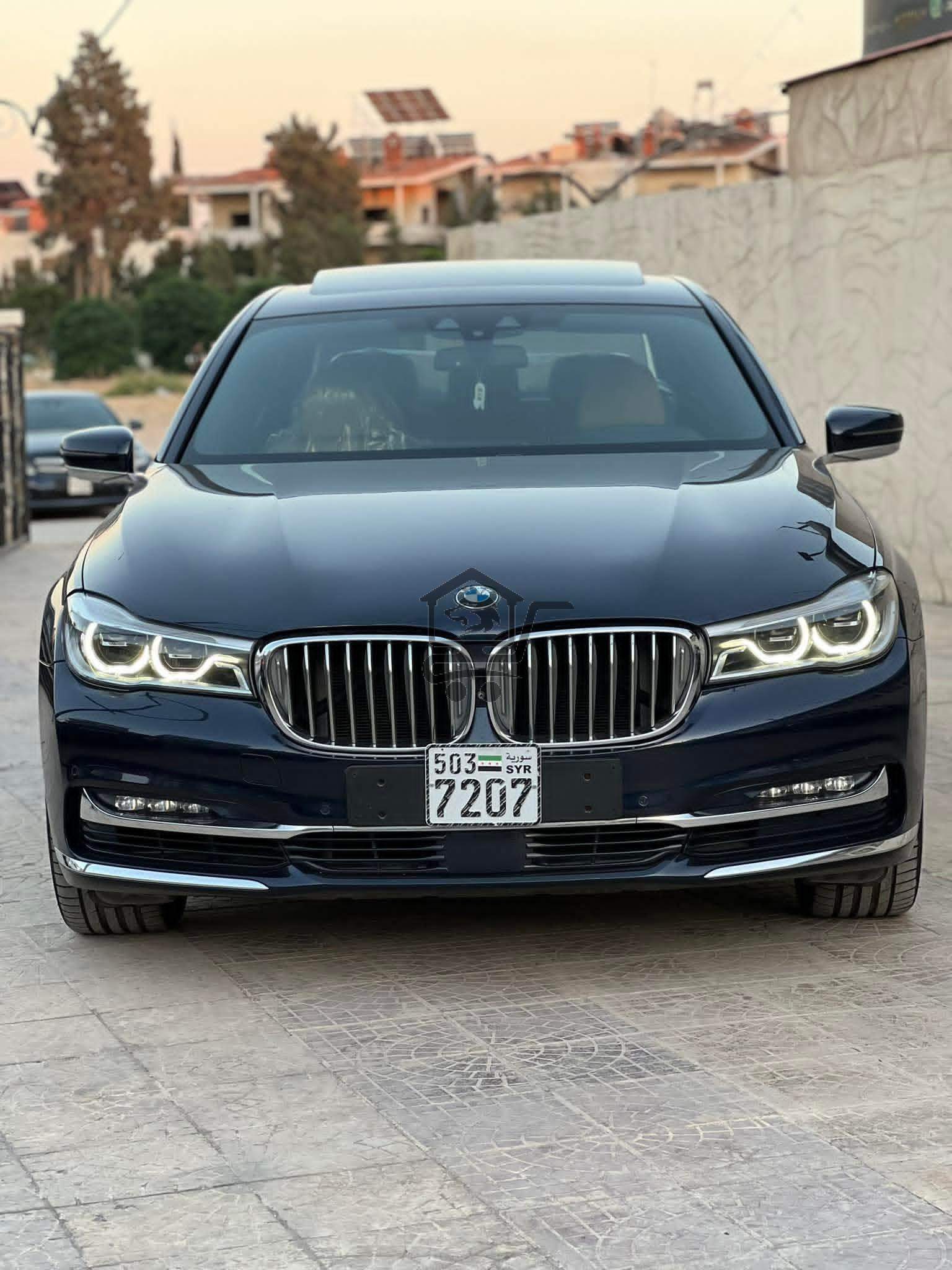 BMW 740 Li - الصورة 8