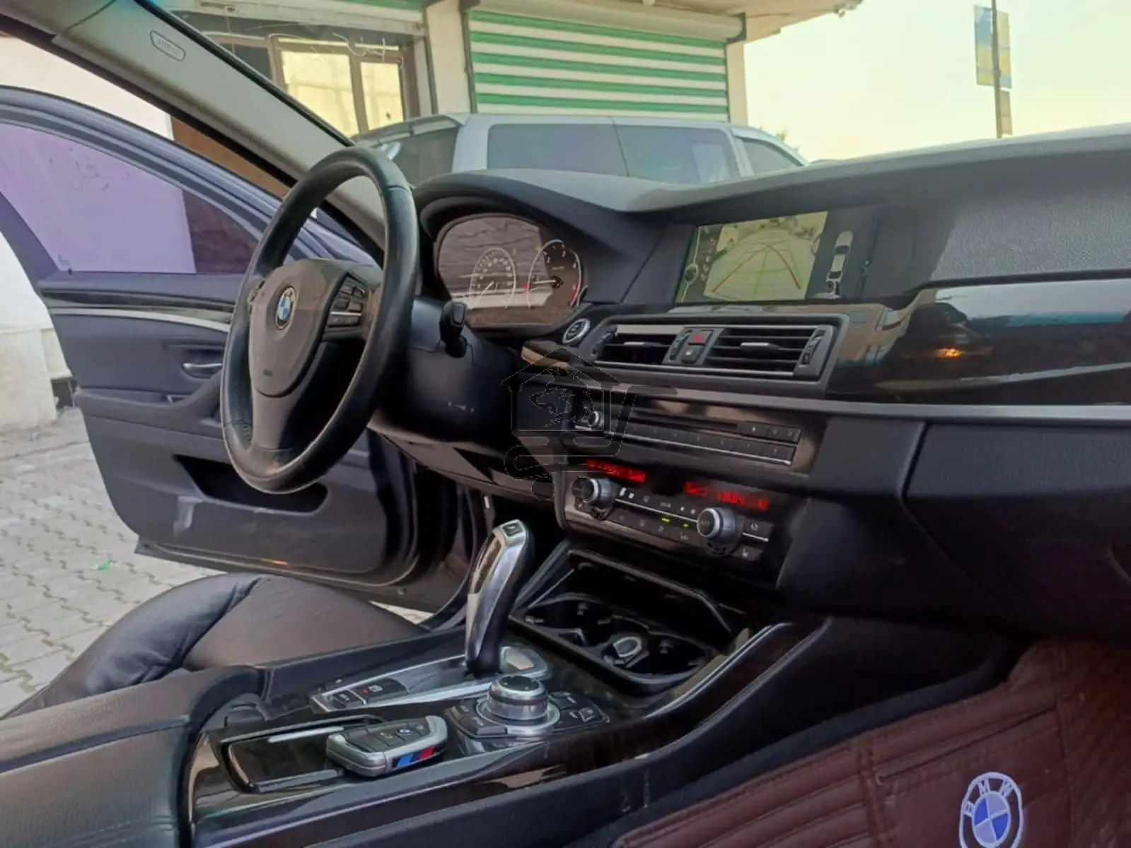 بي ام 2011 - الصورة 4