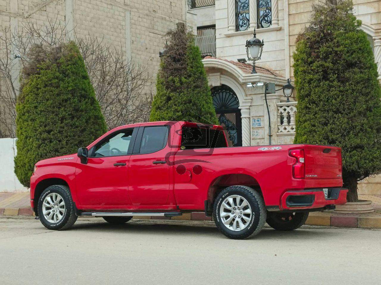 CHEVROLET SILVERADO 2021 - الصورة 3