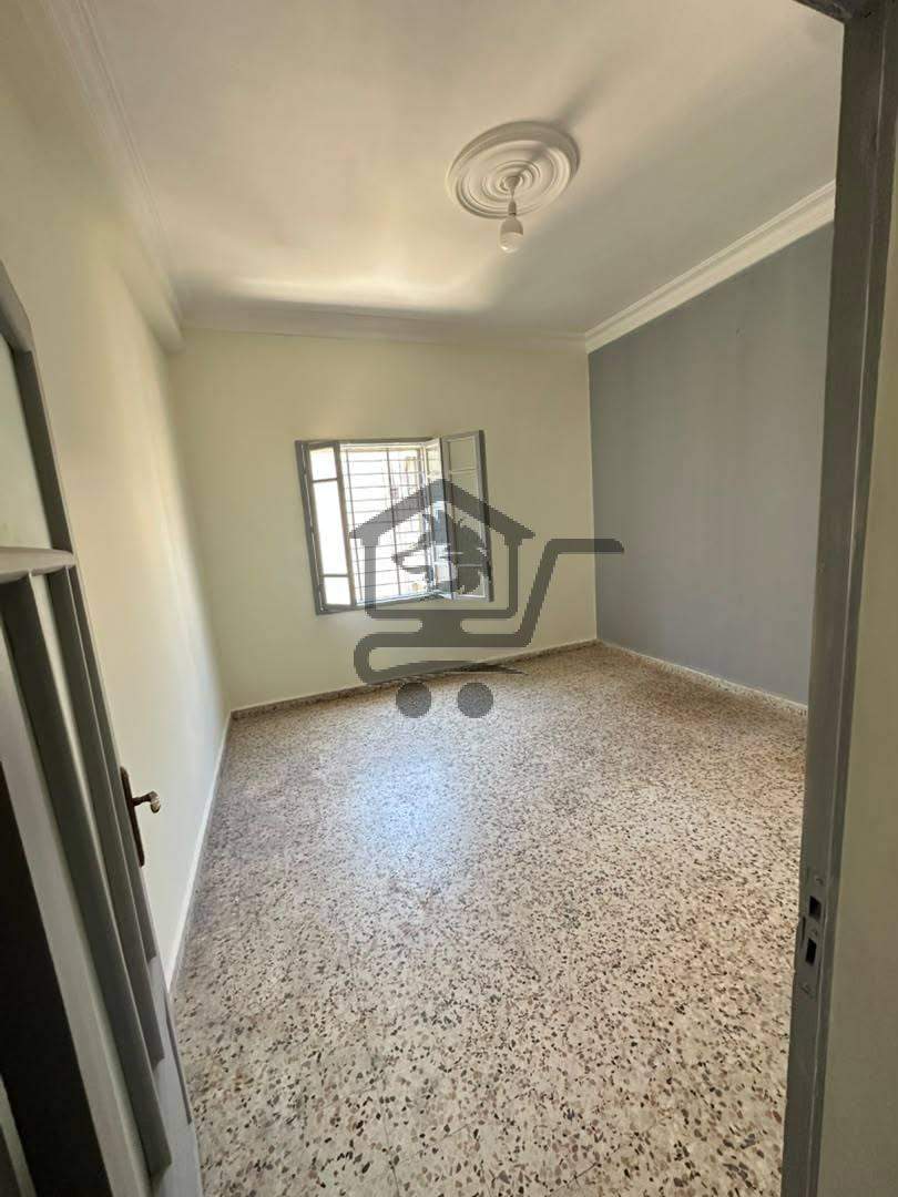 شقة سكنية جيدة - الصورة 3