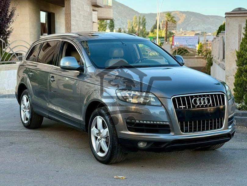 Audi Q7 2011 - الصورة 1