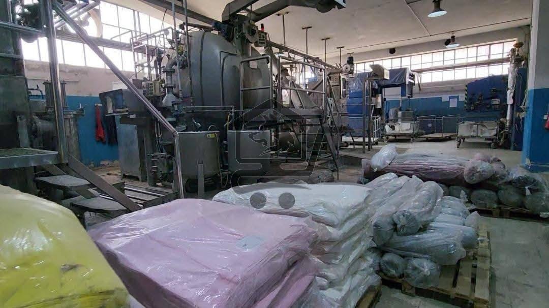 عقارين صناعيين  للبيع معا - الصورة 3