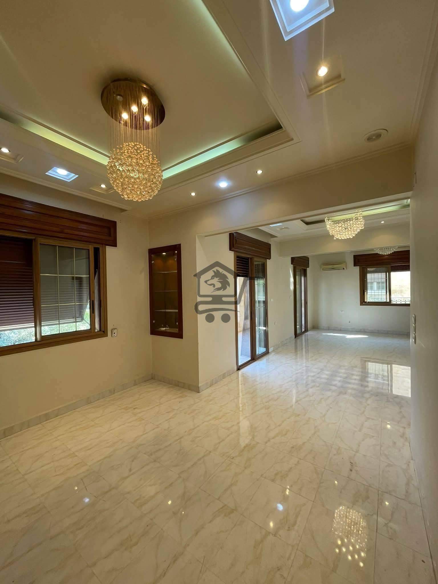 منزل فاخر - الصورة 1