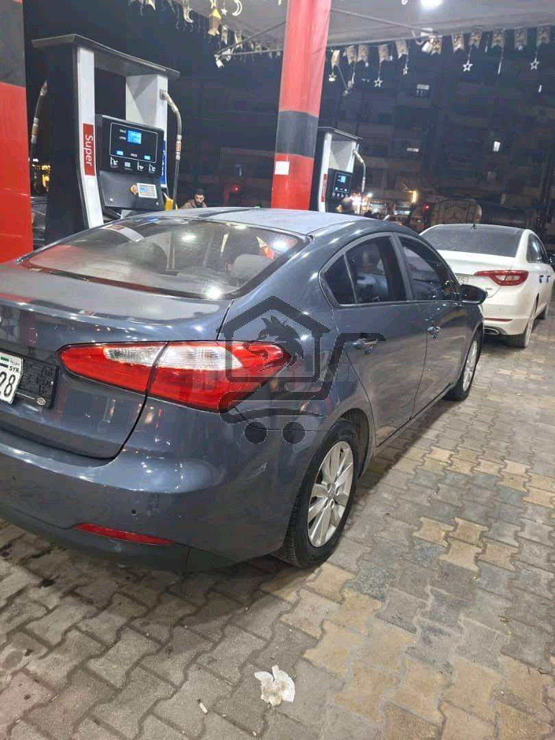 مستعمل كيا - Kia K3 - الصورة 2