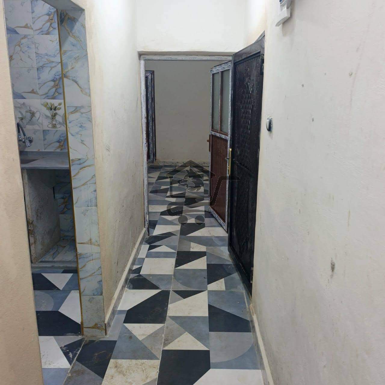 منزل بسعر مناسب - الصورة 2