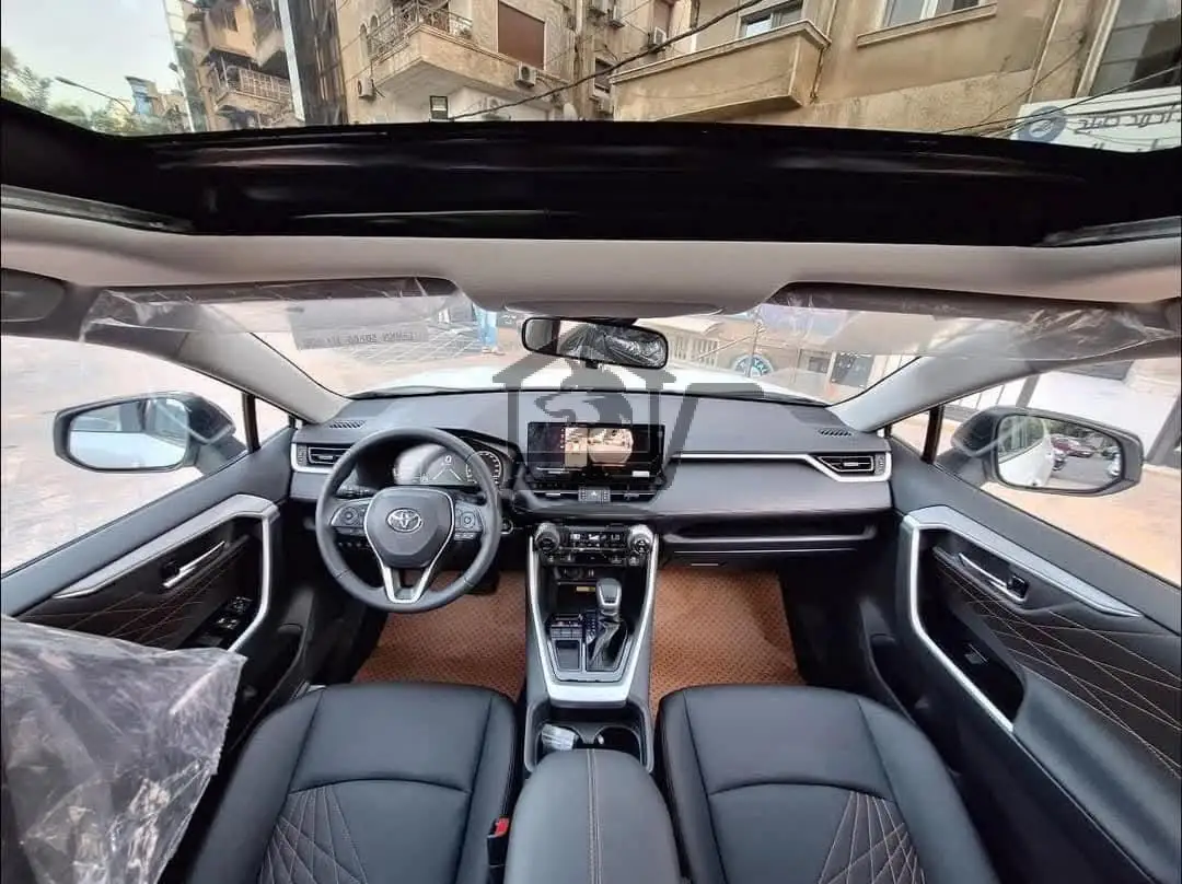 Toyota RAV 4 - الصورة 7