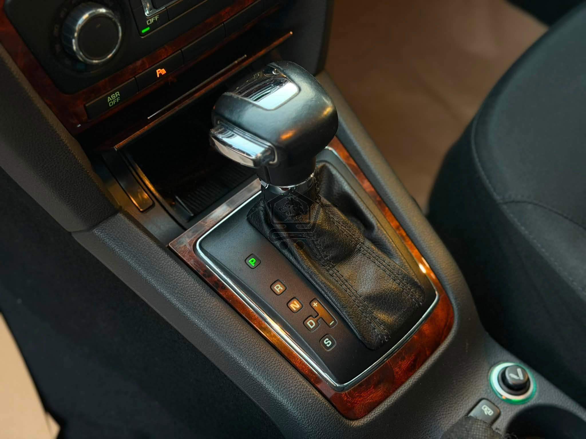 Skoda Octavia 2009 - الصورة 9