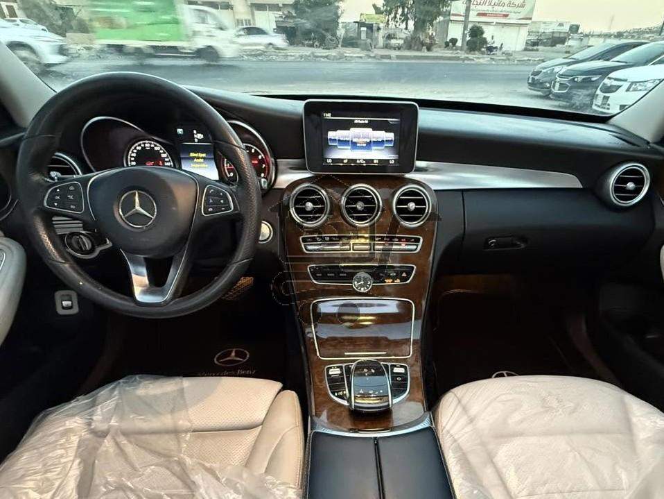 Mercedes C300 2015 4matic - الصورة 8