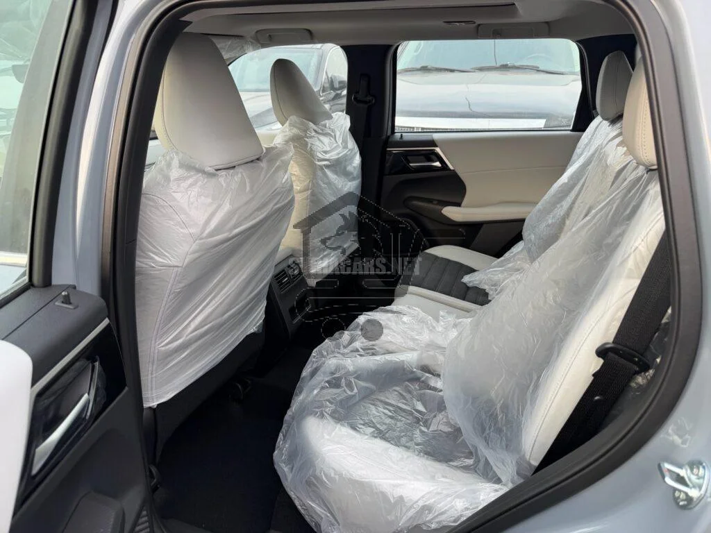 ميتسوبيشي - Mitsubishi Outlander - الصورة 5