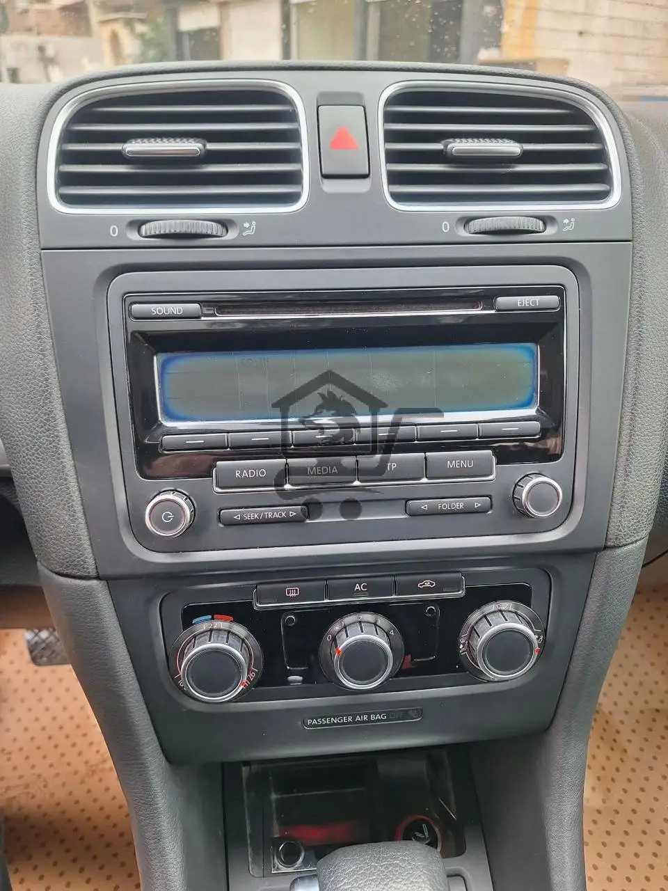 Volkswagen GOLF 2011 - الصورة 7