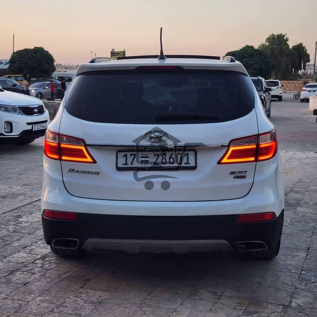 Hyundai Santafe - الصورة 6