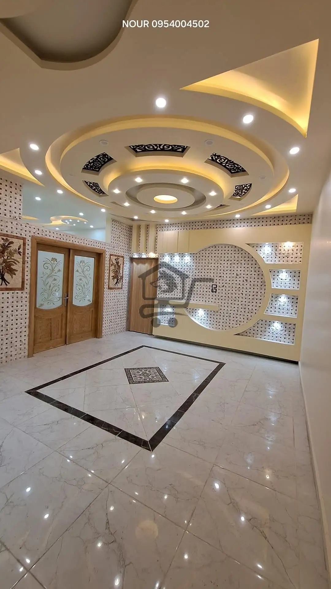 شقة ثلاث غرف مع فرش - الصورة 1