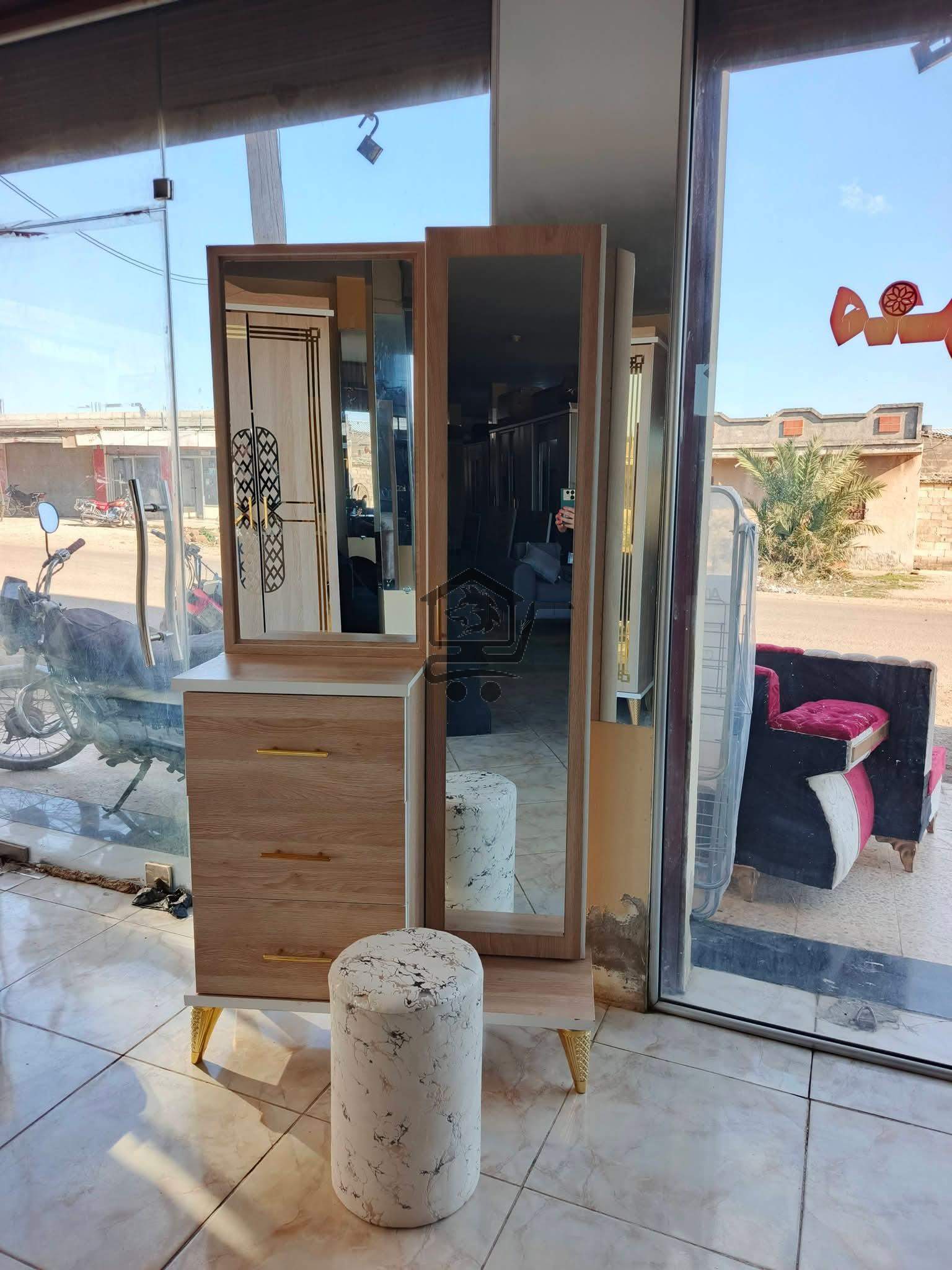 مجمع مجد للمفروشات والكهربائيات - الصورة 6