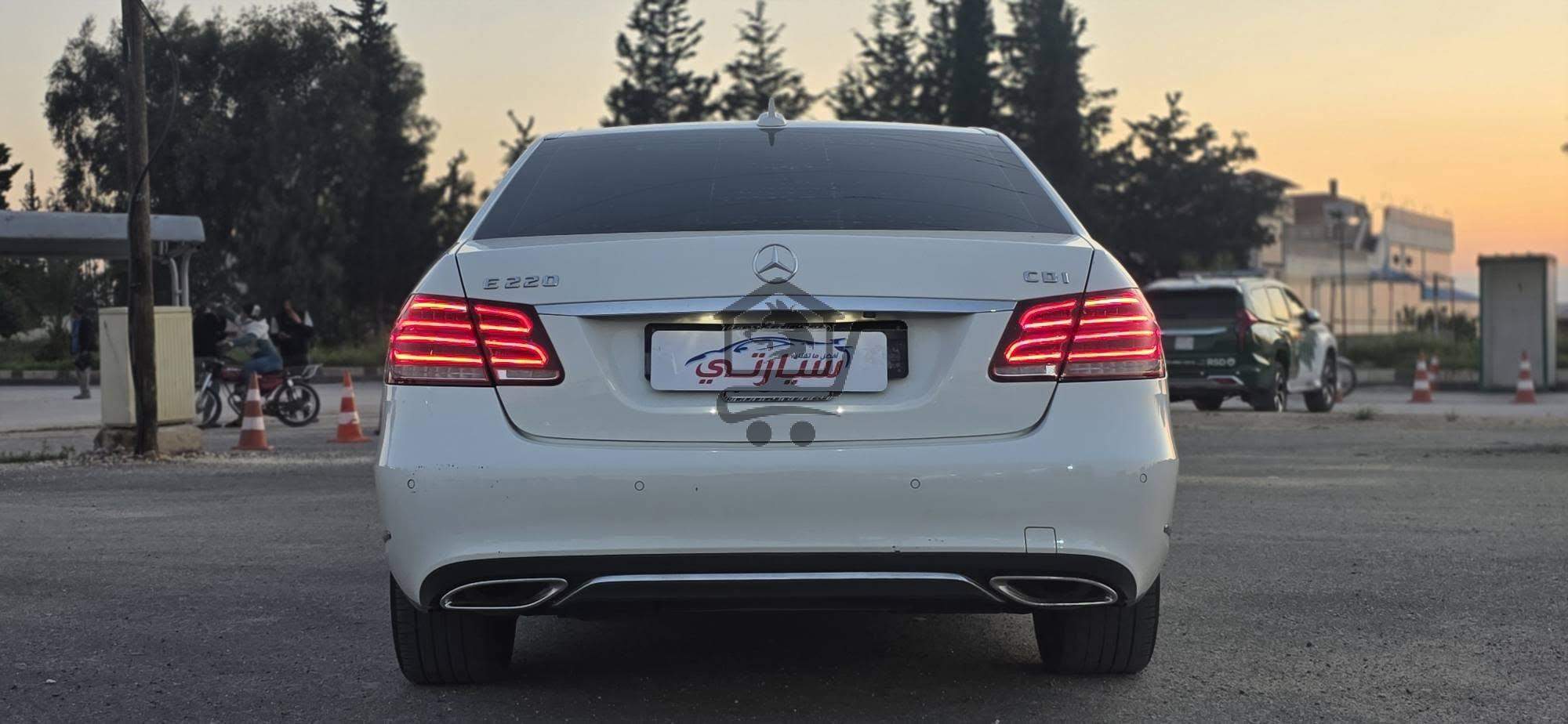Mercedes-Benz E220d - الصورة 2