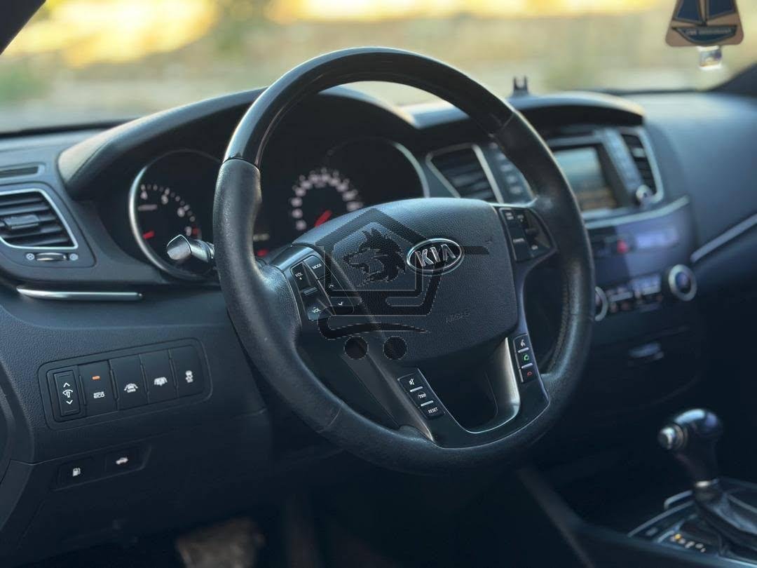 KIA K7 2012 - الصورة 8