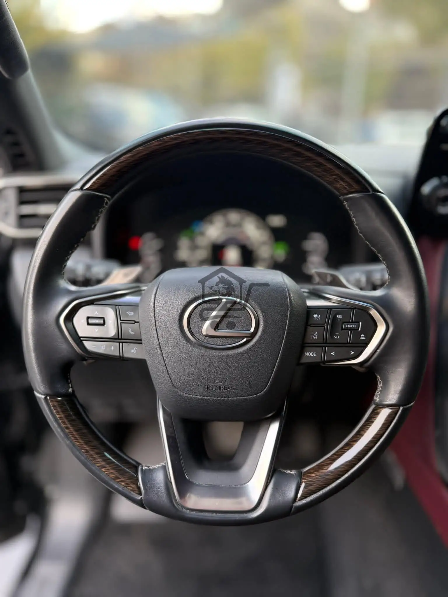 Lexus Lx 600 - الصورة 6