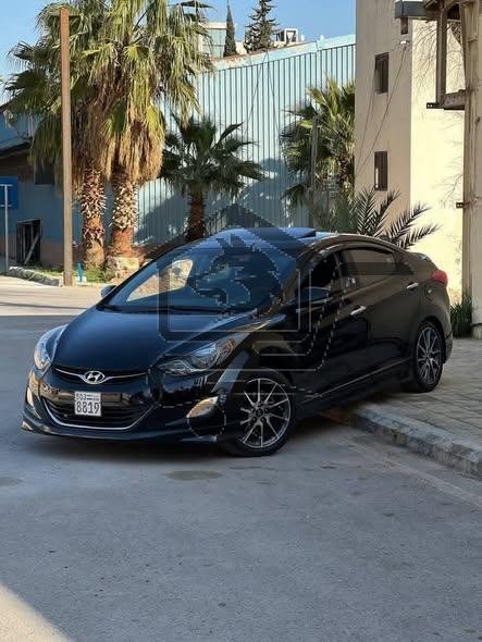 Hyundai Avante 2011 - الصورة 1