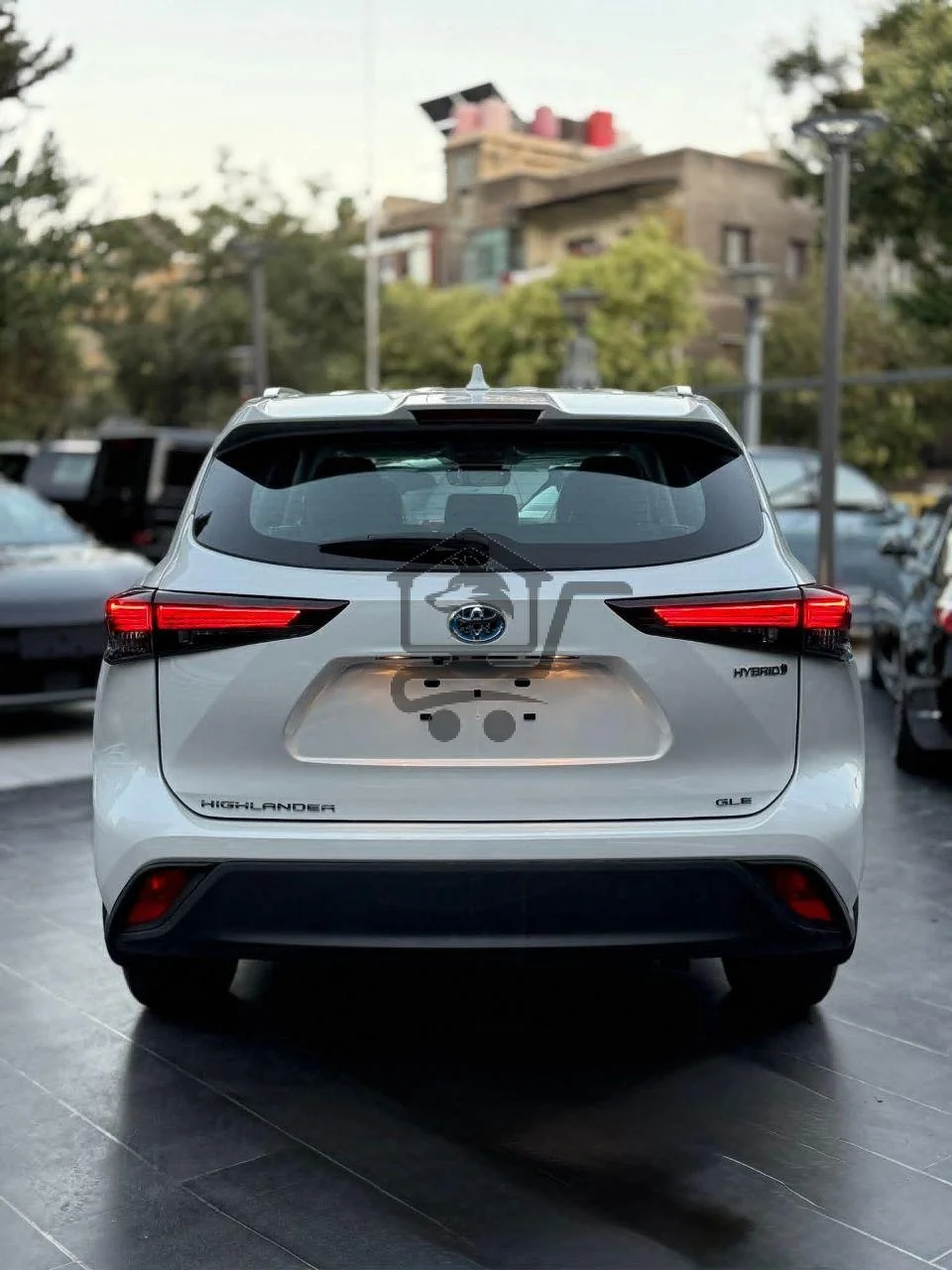 Toyota HighLander GLE - الصورة 4