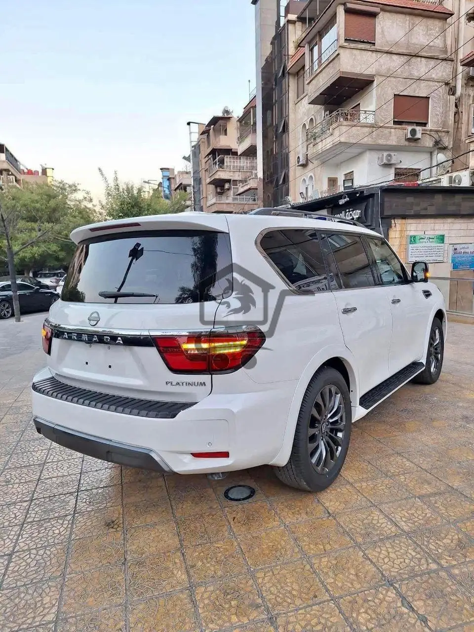 Nissan Armada Platinum 5.6 - الصورة 3