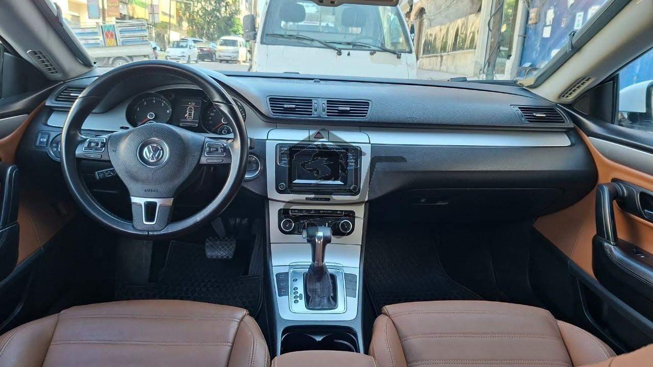 Volkswagen Passat 2010 - الصورة 6