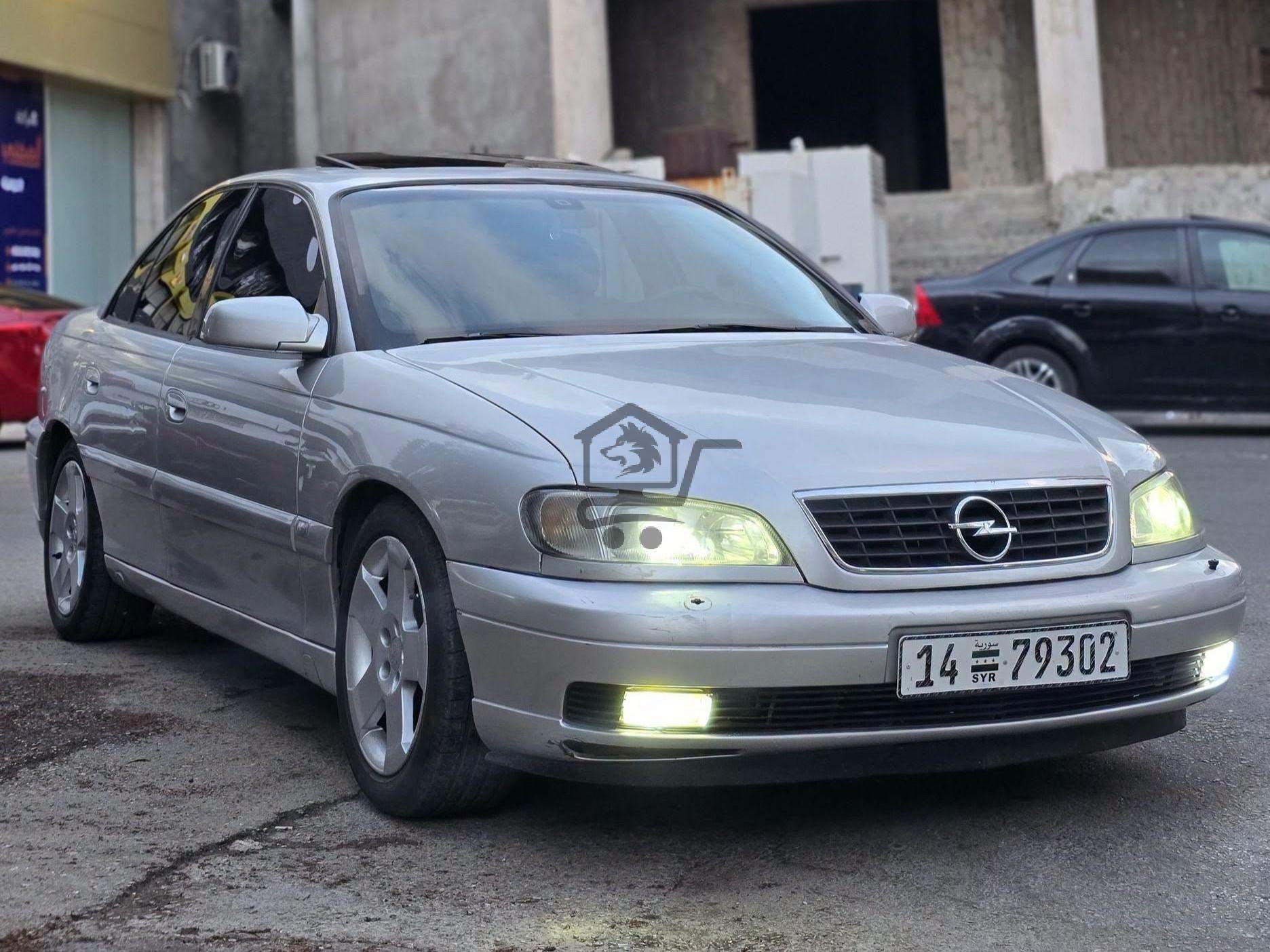 Opel Omega 2002 - الصورة 1