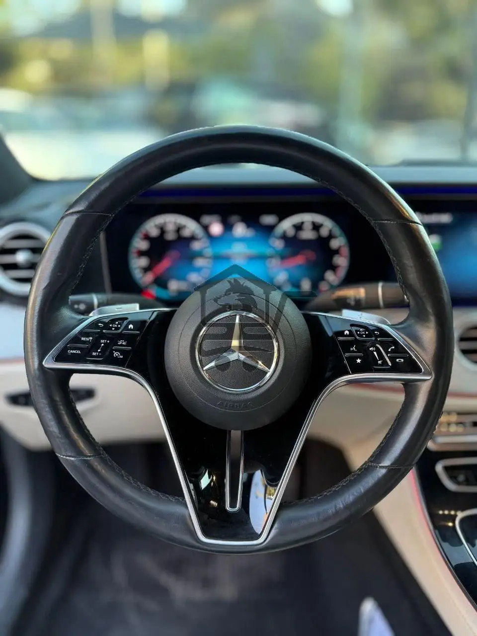 Mercedes Benz E250 - الصورة 7