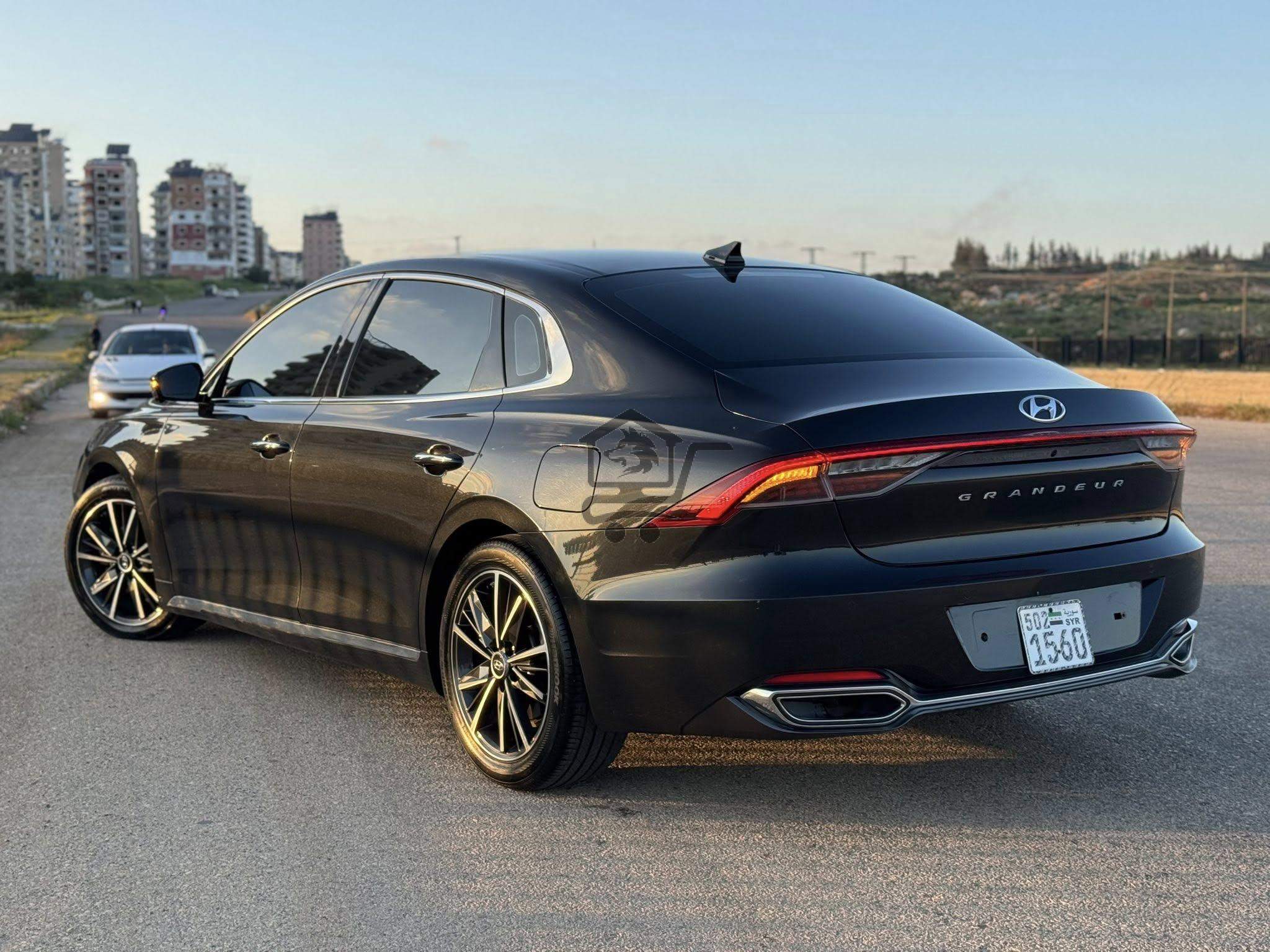 Hyundai Grandeur - الصورة 2