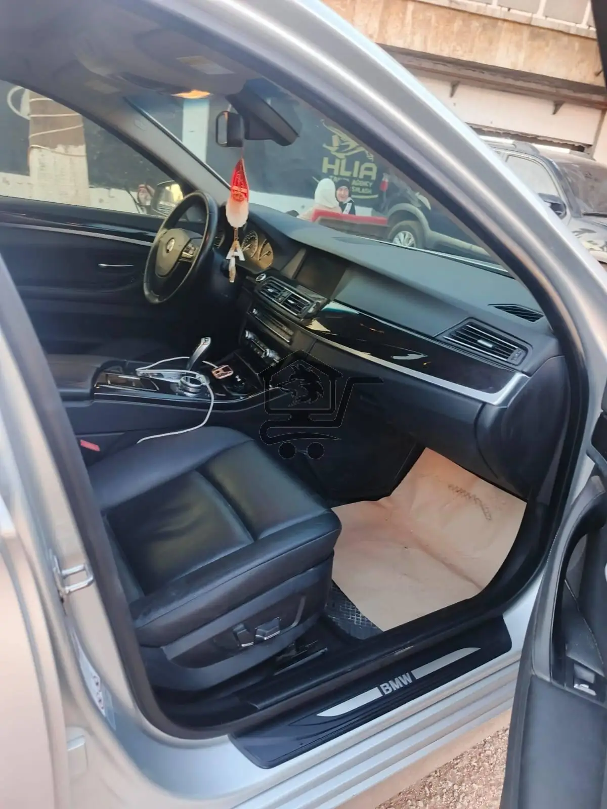 بي ام 520D - الصورة 2