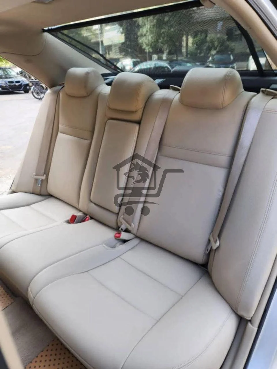 TOYOTA CAMRY 2017 - الصورة 8