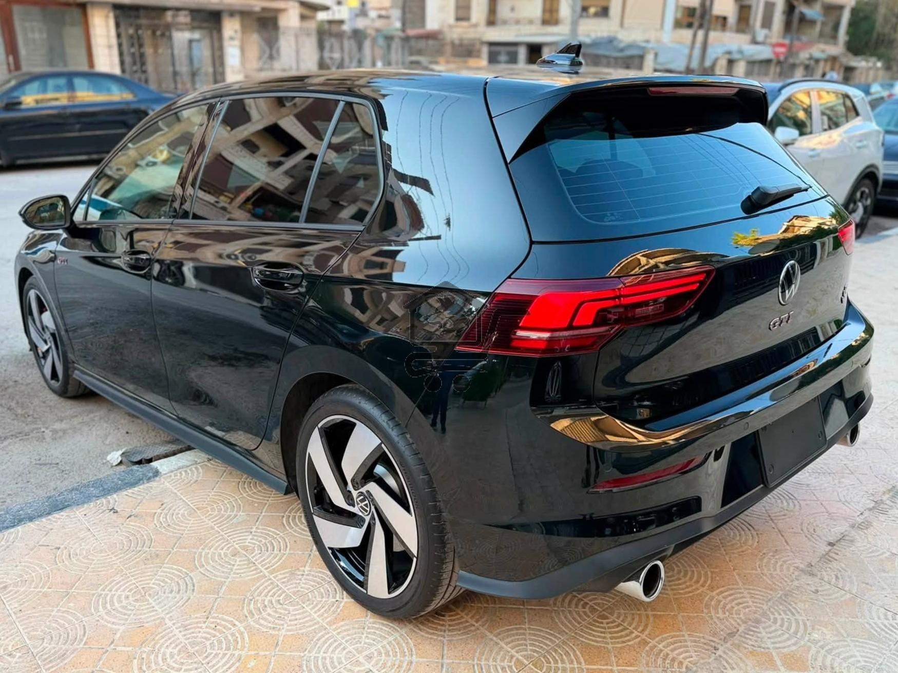 Volkswagen Golf GTI 2026 - الصورة 4