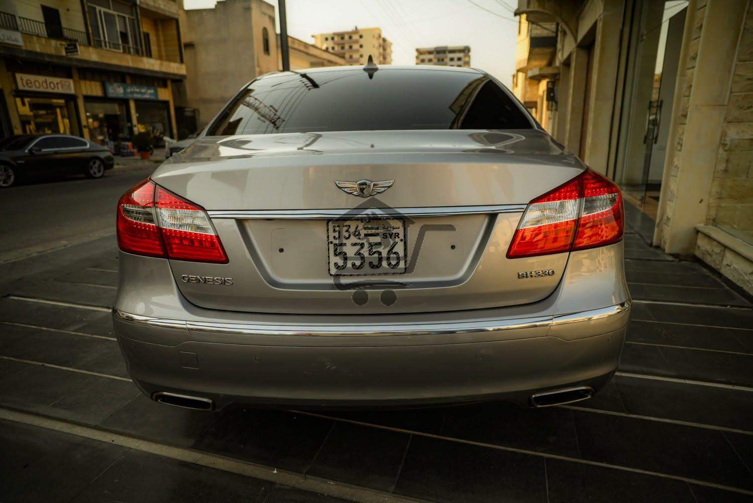 Hyundai Genesis 2012 - الصورة 3
