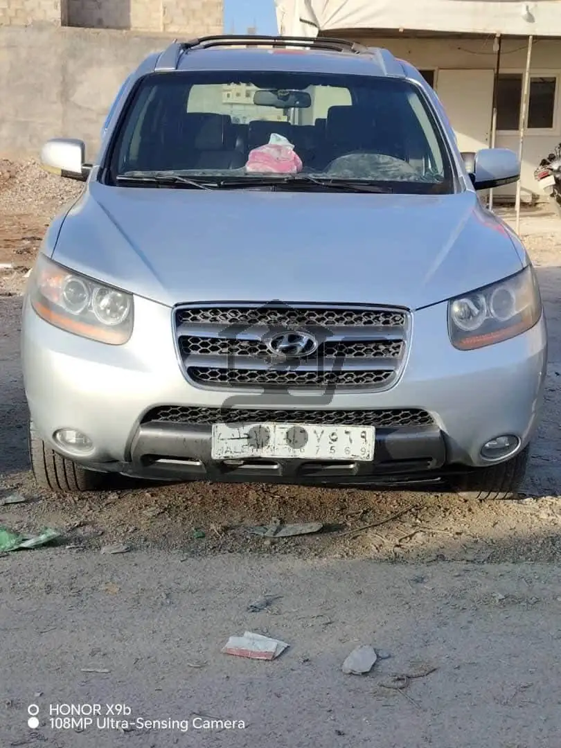 للبيع هيونداي سانتا في CM - الصورة 1