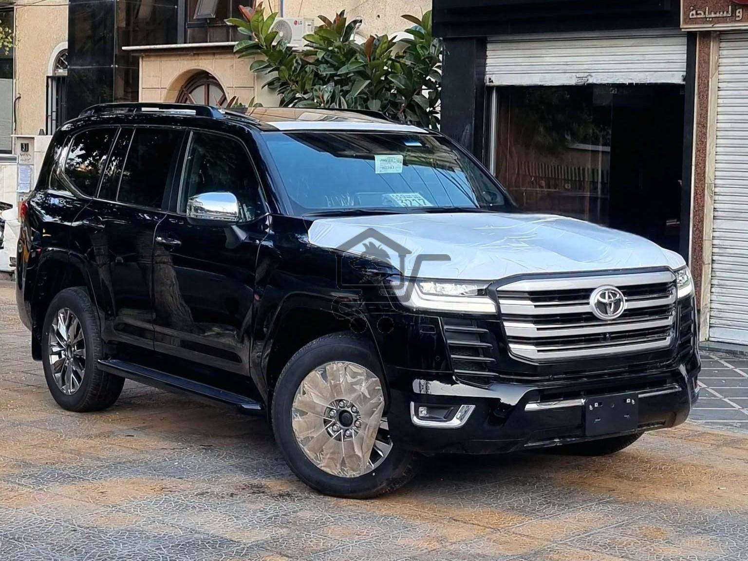 Toyota Land Cruiser VXR - الصورة 3