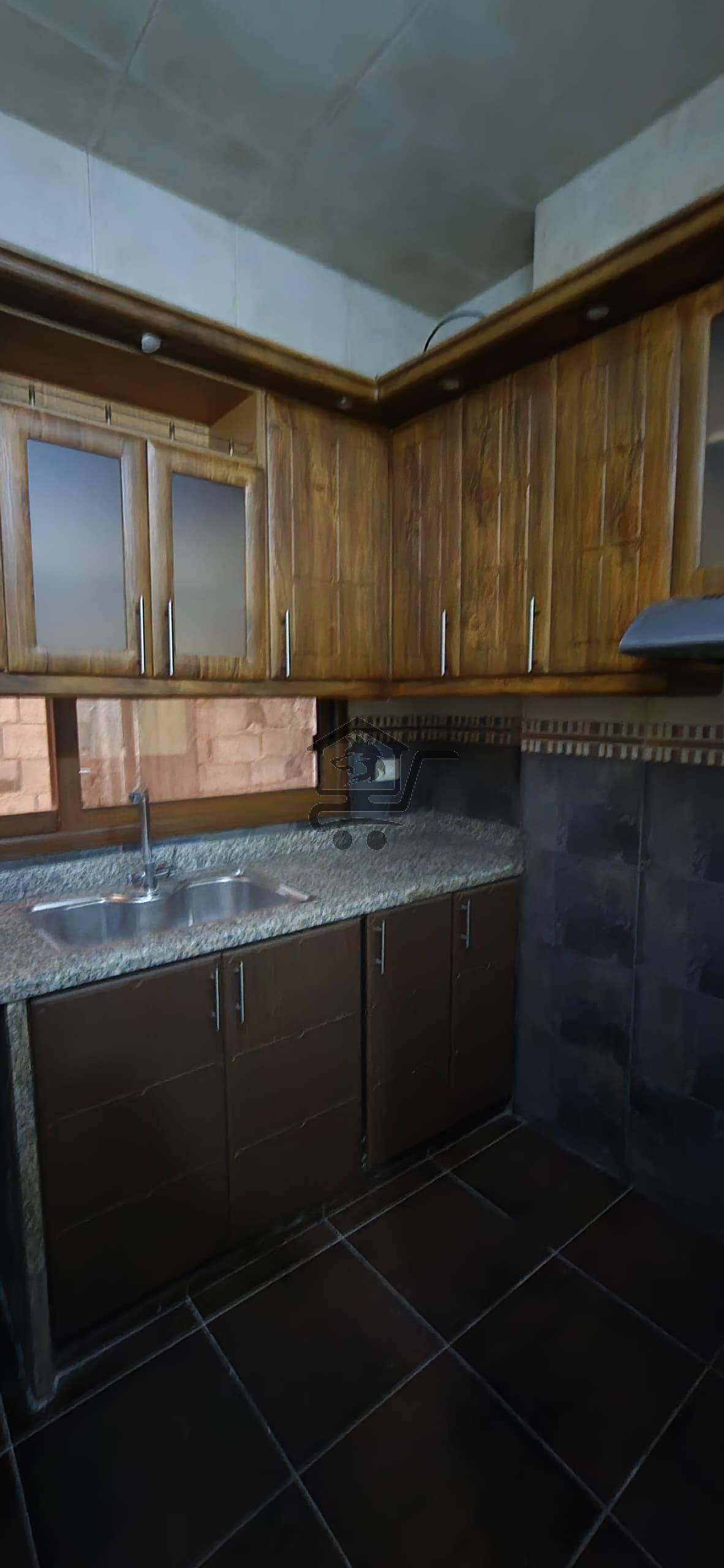 للبيع شقة - الصورة 1