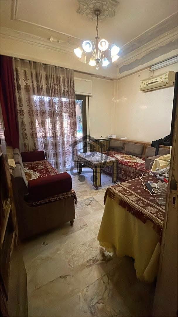 شقة للبيع بموقع حيوي - الصورة 7