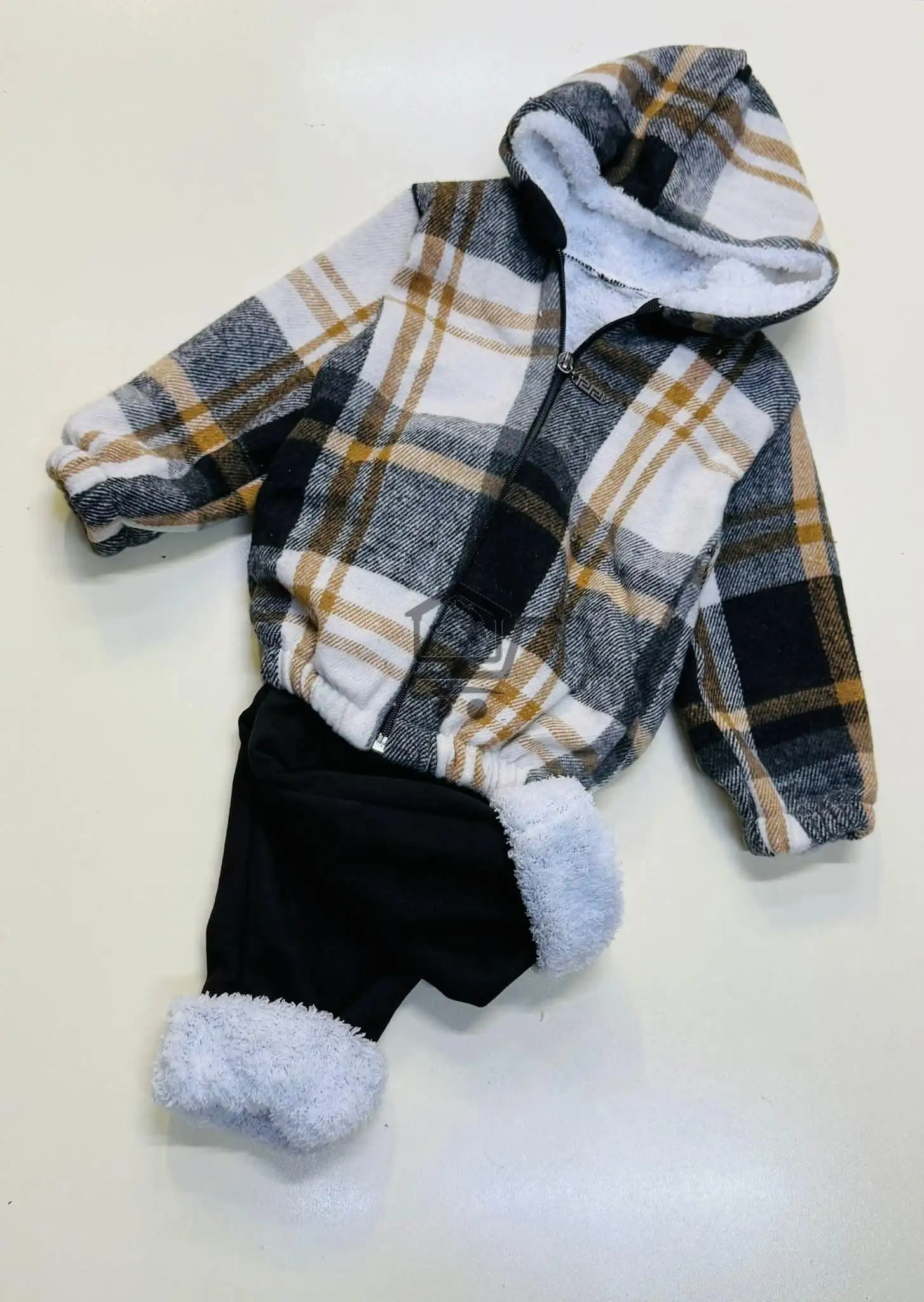 طقم  ولادي - الصورة 3