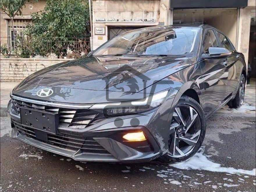 Hyundai Elantra 2025 - الصورة 3